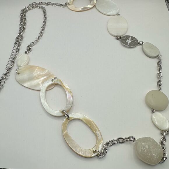 C 1946 Vintage Necklace Silver tone cream long chain necklace minimalist VTG - Picture 1 of 10